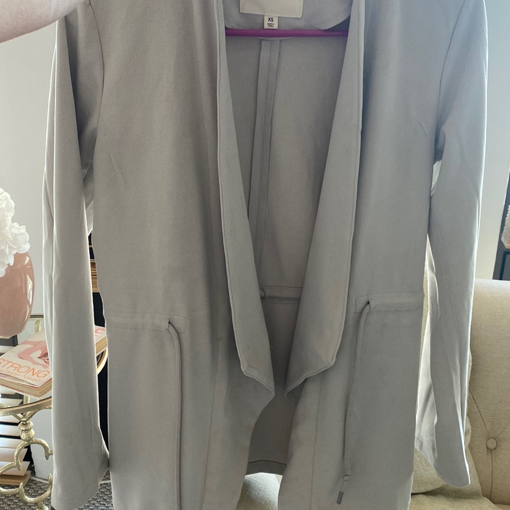 Blazer, jacket, sweater like! Super soft cute jacket.